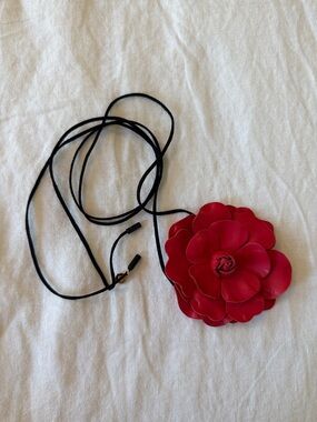 Lelet red flower choker